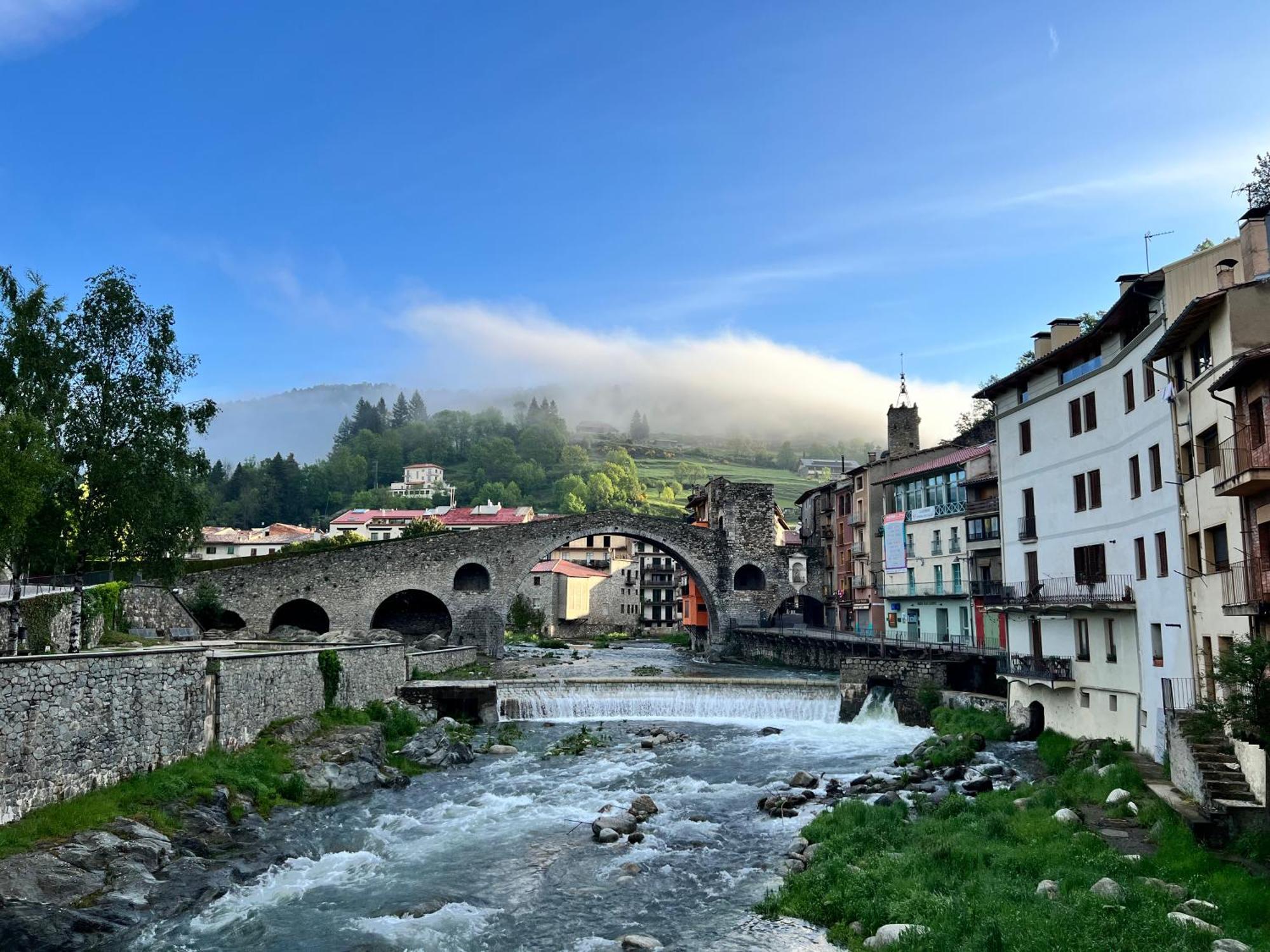 Apartamento Colgante Al Rio Con Vistas Al Puente Camprodon Εξωτερικό φωτογραφία